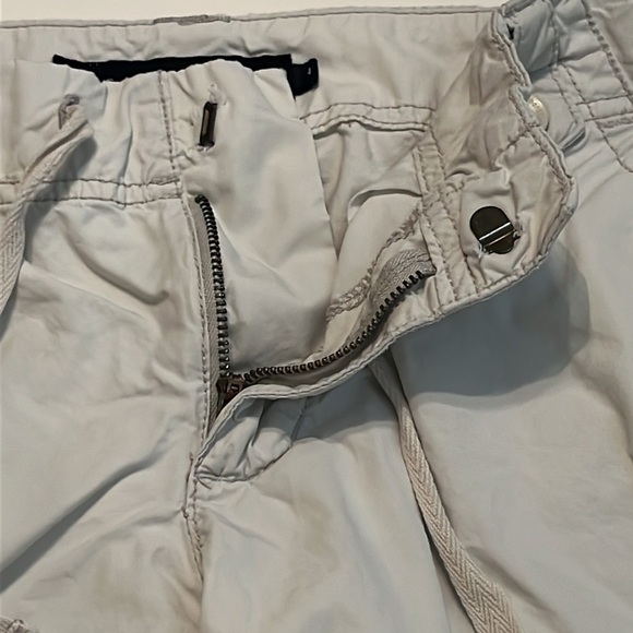 Calvin Klein Jeans 100% Cotton Women's Cream Cargo Bermuda Shorts Size 4 - Picture 7 of 11